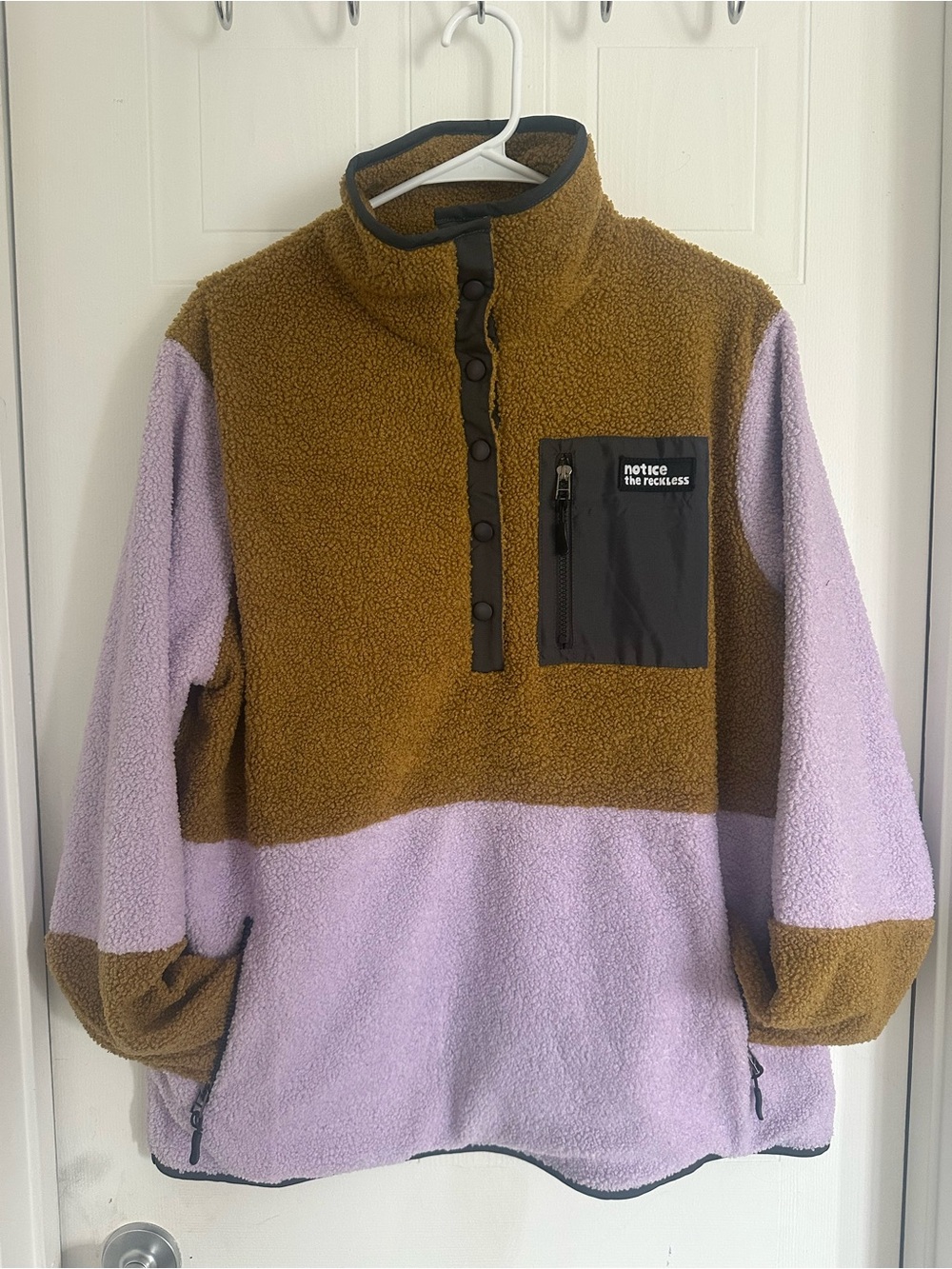 Notice The Reckless Two-Tone Sherpa Pullover - Brown & Lavender
